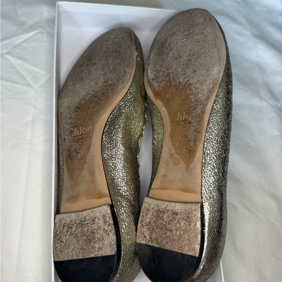 Chloe Silver Scalloped Women's Flats - Picture 3 of 9